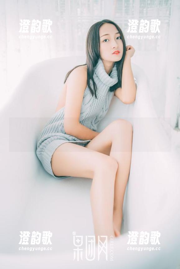 GIRLT果团网 - 来自王语纯的黑白情书，美图和壁纸的温柔交织。