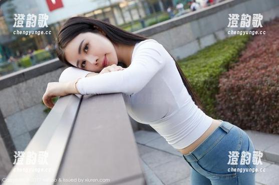 MiiTao蜜桃社-咕噜Sweet MiiTao蜜桃社 - 咕噜Sweet终于来了!最新美足套图,瞬间被吸引!(心智负担消失了?)