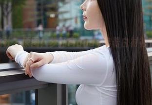 MiiTao蜜桃社 – 原图！梦乃Mandy穿着白衬衫在线发光，完全没道理啊
