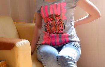 PANS – 允儿不只美，连她的足也美至极，快来试试免费的写真！