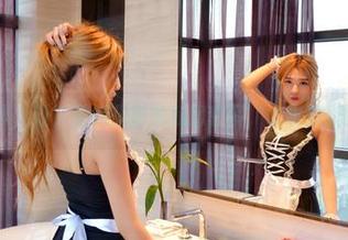 PANS写真 – 让人捉襟见肘的私房套装，水水的原图还原真我