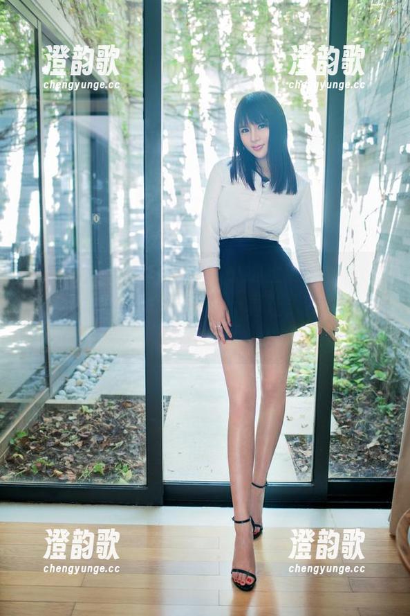 TuiGirl推女郎 - 林间小道上的护士们，木婉晴的福利写真来啦，真让人不知该看哪里！
