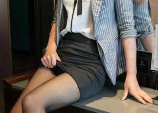 UGirls尤果网 – 当模特与运动服相遇——涉谷由里体操服资源热量满分！