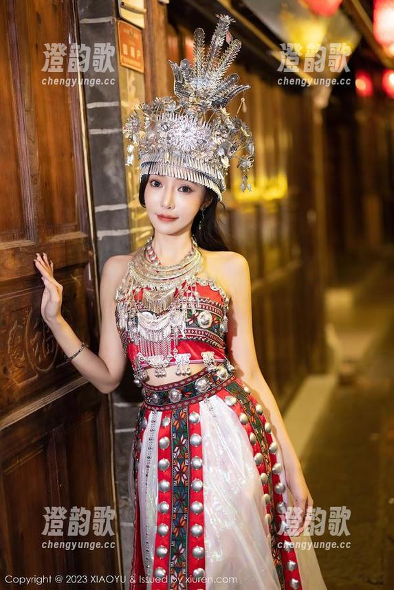 XIAOYU语画界 - 私拍也能那么随性，Miki兔的美图让人找到镂空之美。