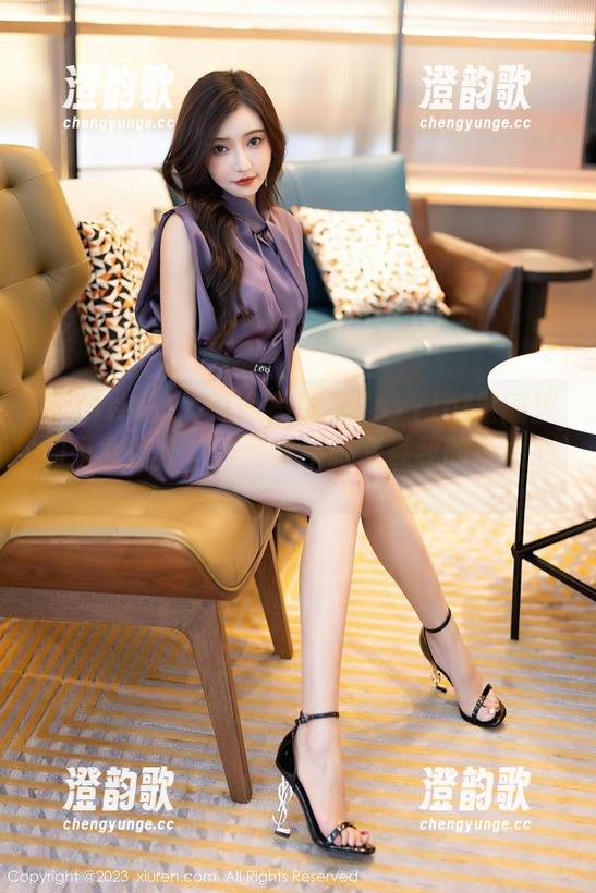 Xiuren秀人网 - 高清看FoxYini孟狐狸的少女情怀，作品时不时戳戳我的少女心。
