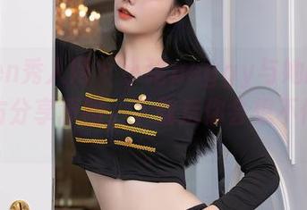 Xiuren秀人网 – 小猪peggy与她的皮衣，大方分享原图，下载后你会想不停回看。