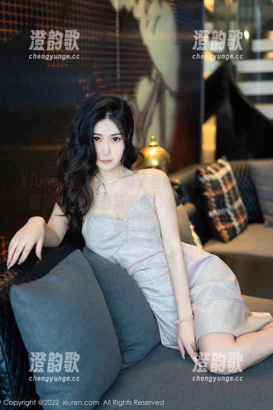 Xiuren秀人网 - 脑子里闪过夏天的梦想，晓梦may的最新美图，总让人忍不住多看几眼。