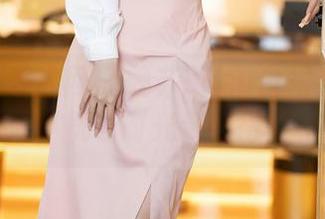 Xiuren秀人网 – 晚苏susu白裙系列：无圣光洒落，恍若时光都懒得定格的美图