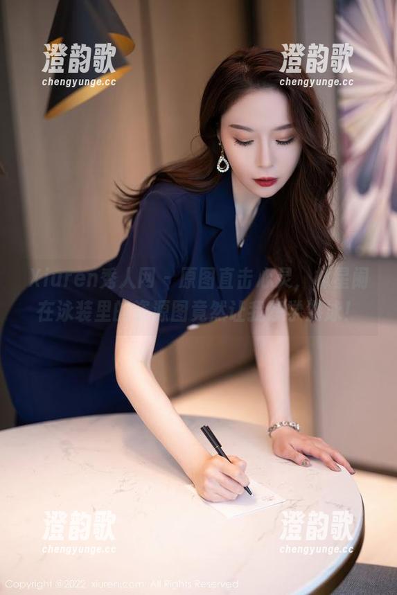 Xiuren秀人网 - 原图直击心灵，林星阑在泳装里的资源图竟然让我想学游泳！