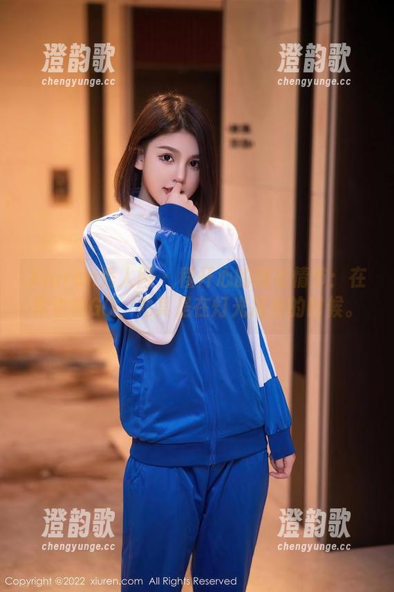 Xiuren秀人网 - 程开心的睡衣情节：在家也能GQ，尤其是在灯光摇曳的时候。
