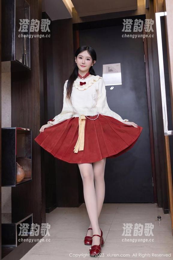 Xiuren秀人网 - 评测：萌琪琪Irene内衣写真，在高清和下载之间，我的心早已失控！
