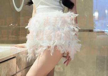 Xiuren秀人网 – 水手服的陆萱萱cecillia，倒是让我联想到放假去海边的快乐时光，图集里有没有海风的味道？