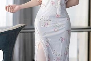 Xiuren秀人网 – 雯大王susie在和服里，自带一种静谧又浑然天成的写真气质。