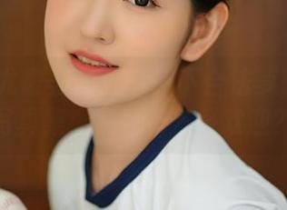 YouMi尤蜜荟 – 分享一下合法萝莉学姐的写真集：究竟有多受欢迎？
