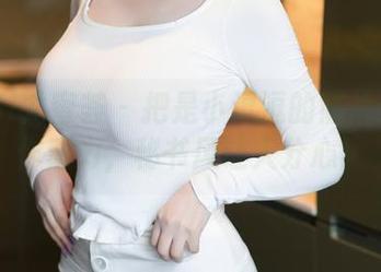 YouMi尤蜜荟 – 把是小逗逗的照片当成工作动力，秘书风让人分心！