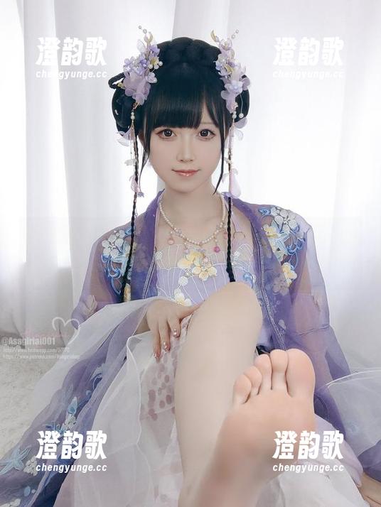 学妹写真升级，asagiriai(爱ちゃん)的全套大概是最精致的选择