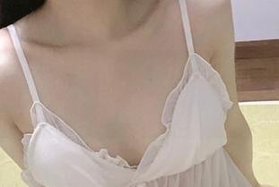 倦倦喵的泳衣写真，让我想到了沙滩上抓瞎的快乐