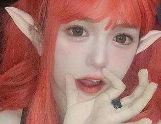 倦倦喵图片：妹妹的眼神穿透力，让我心里一颤
