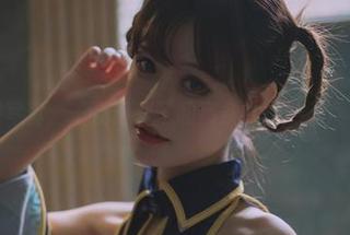 在线写真：千反田鹿子和那条红裙的无尽对话