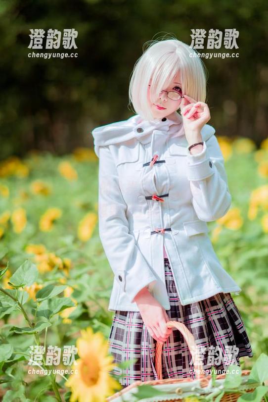 塔塔_Lo1iTa的体操服cos，这种下载我想要无上限！