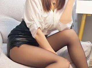因小女巫露娜的透明原图资源，我决定上午喝水下午不喝了！