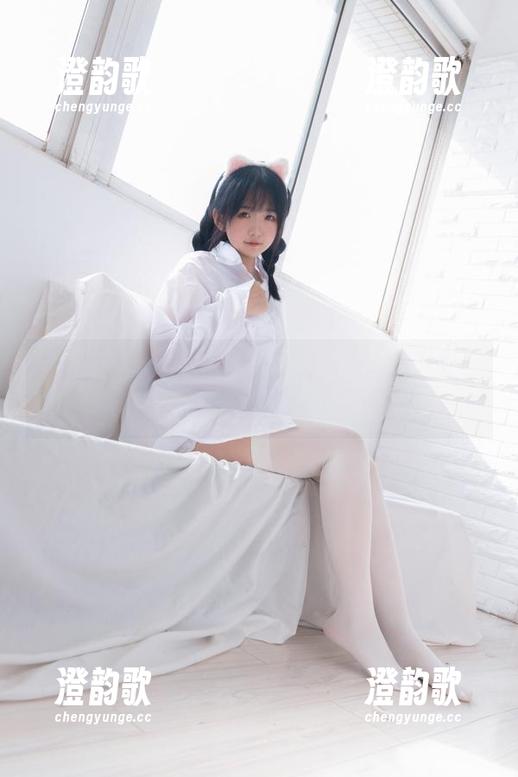 少女秩序 - 小鱼眼镜大集合：各种姿势，像是变魔术一样的眼神交流！