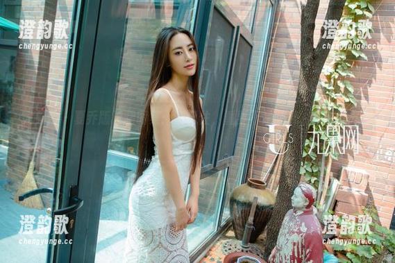 尤果网 - 夏乔版长腿图集：请记住，重要不是腿长，是腿的气场！