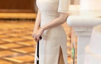 尤蜜荟 – 合理怀疑，下载后看周妍希的白丝全集会不会让人变得格外期待晚上的干劲？