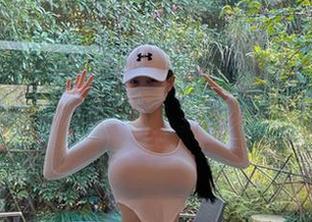 微密圈 – 一场泳池梦游：左公子666手里的全集密码