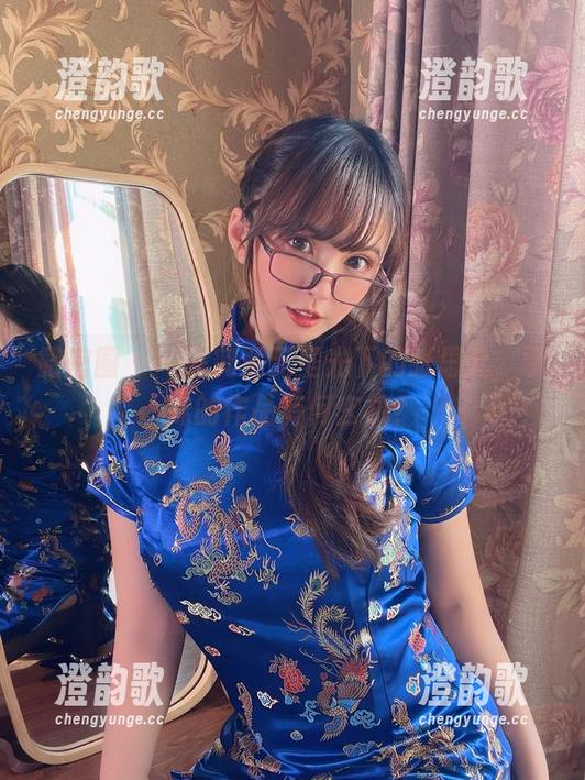 微密圈 - 一探究竟无圣光下的张思允，学妹的作品有何玄机？
