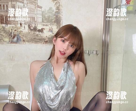 微密圈 - 张思允nice的黑色写真下载？我只能说，这个色调有毒！