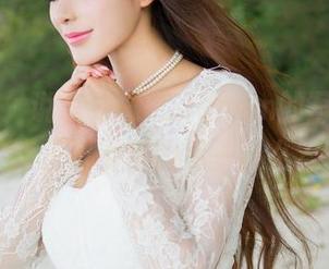 推女神 – 说说柠檬c_lemon的写真，你能想象御姐的另一面么？