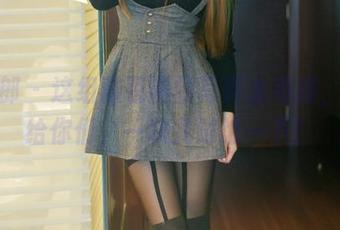 推女郎 – 这组陆瓷黑丝写真太有趣，分享给你们，一块儿讨论一下！