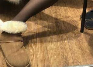 微密圈 – 林子琳喵在水手服下释放海洋灵魂，看来写真也能开拓视野！