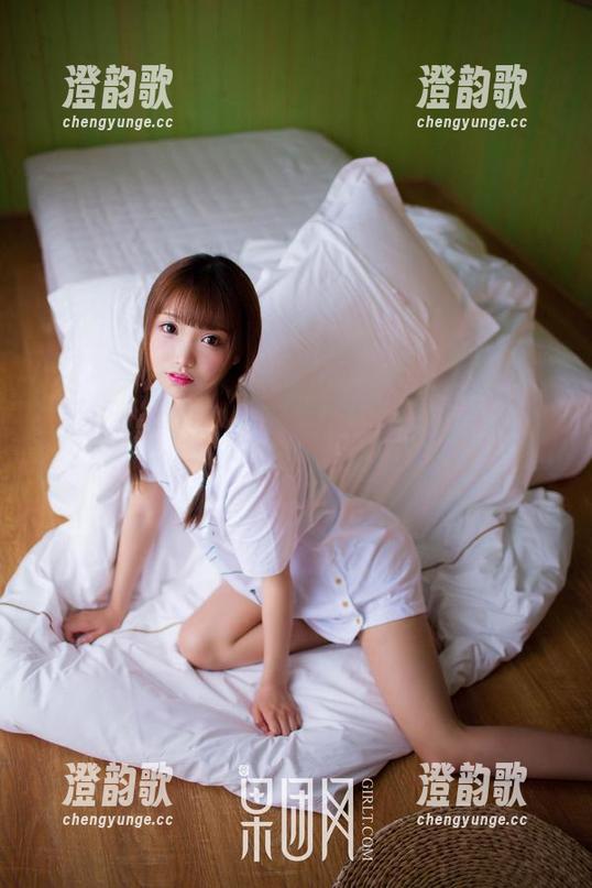 果团网 - Miss琪的瑜伽照，图库里的柔韧与神秘让人不想停留。