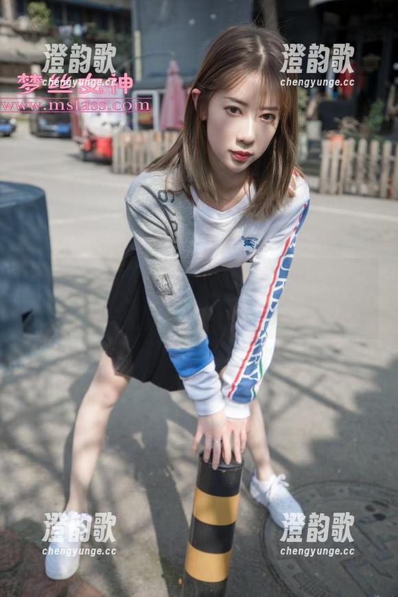 梦丝女神 - 教室顷语的合集，听说同学们学会了一件新技能，名为“聚焦刘诺”！