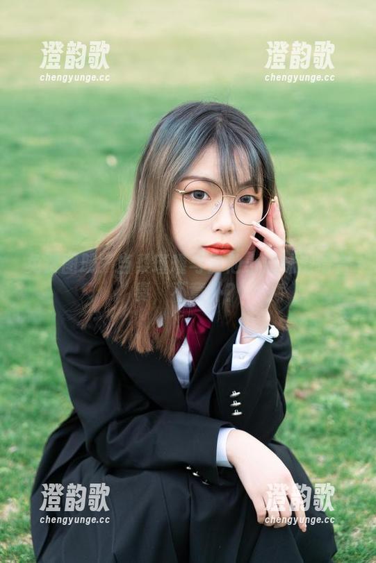 免费图册：当梨瑾瑾与吉他小姐妹激情合奏，不意外？