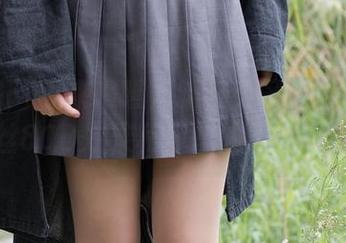 森萝财团 – 来瞧瞧乃晴在无圣光里的特训，白丝80D效果和你想的不太一样哦。
