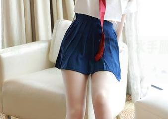 模范学院 – 宅兔兔的新套图，水手服穿出眼花操作啊！