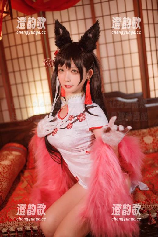 樱落Selena 樱落Selena的无圣光表现,让我重新燃起对斯卡蒂泳装的热情,图片里那种洒脱,绝了。