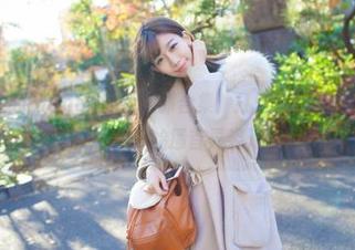 爱蜜社 – 乐乐Mango的兔女郎合集：打开后你可能打破了什么（然后开始搔首弄姿）！