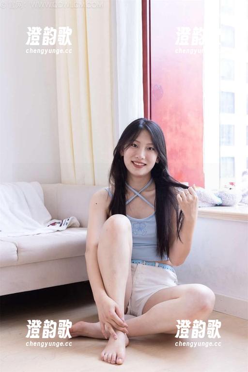 物恋传媒 - 又来了一组皮衣写真更新——小竹这次把酷炫和性感合得刚刚好吧？