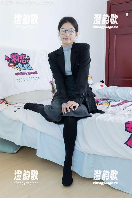 物恋传媒 - 今日更新：小茶在她最新的天使写真集中再次证明了自己不止于颜值！