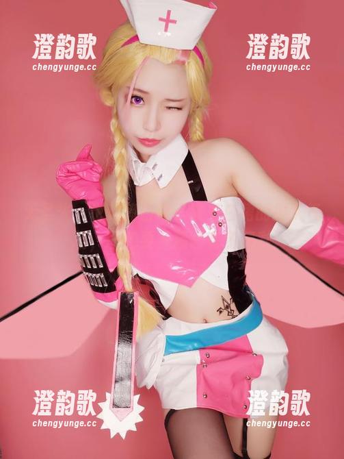 白易子教主 无圣光,也难掩白易子教主白裙的撩人气场,图包要多精彩有多精彩