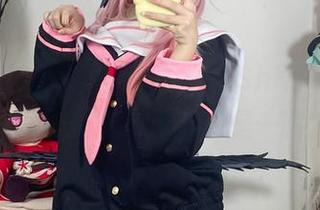 随便一声感叹，在线的白栎Shirly校服图片真让人感到青春只是一瞬。