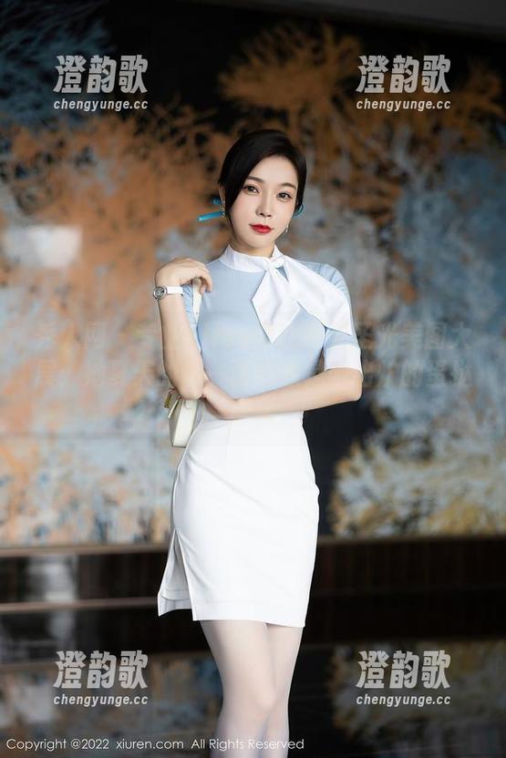 秀人网 - 专业Elise谭晓彤无圣光美图大展：她夏天的每一张都像是刚出炉的蛋挞，香