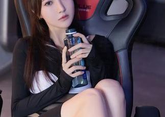 秀人网 – 万圣节必须入手的全套图包，卡卡酱的创意太惊艳了！
