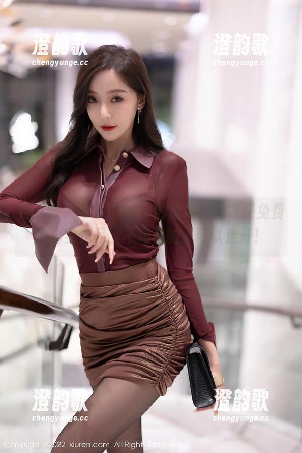 秀人网 - 可乐Vicky的清纯：这才是免费的真实作品，不想看的人可以走开！