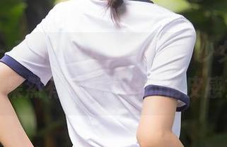秀人网 – 可乐Vicky的私房“少女”作品，果然有种说不出的俏皮感？
