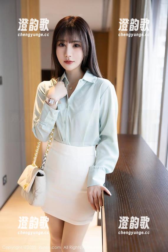 秀人网 - 婚纱写真集更新，不小心露出明日花桃桃的另一面